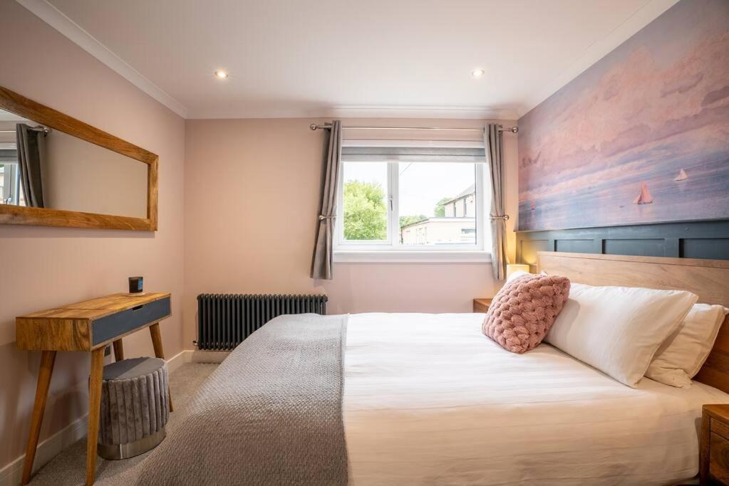 Cottage With Hot Tub Near Knockhill Saline エクステリア 写真